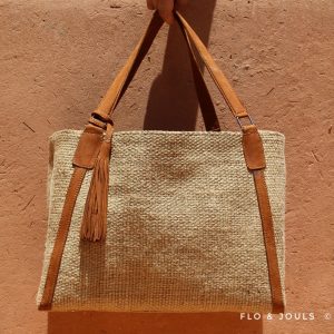 women's tote bag in leather and burlap handmade by our artisans in Marrakech brand flo and jouls flo & jouls